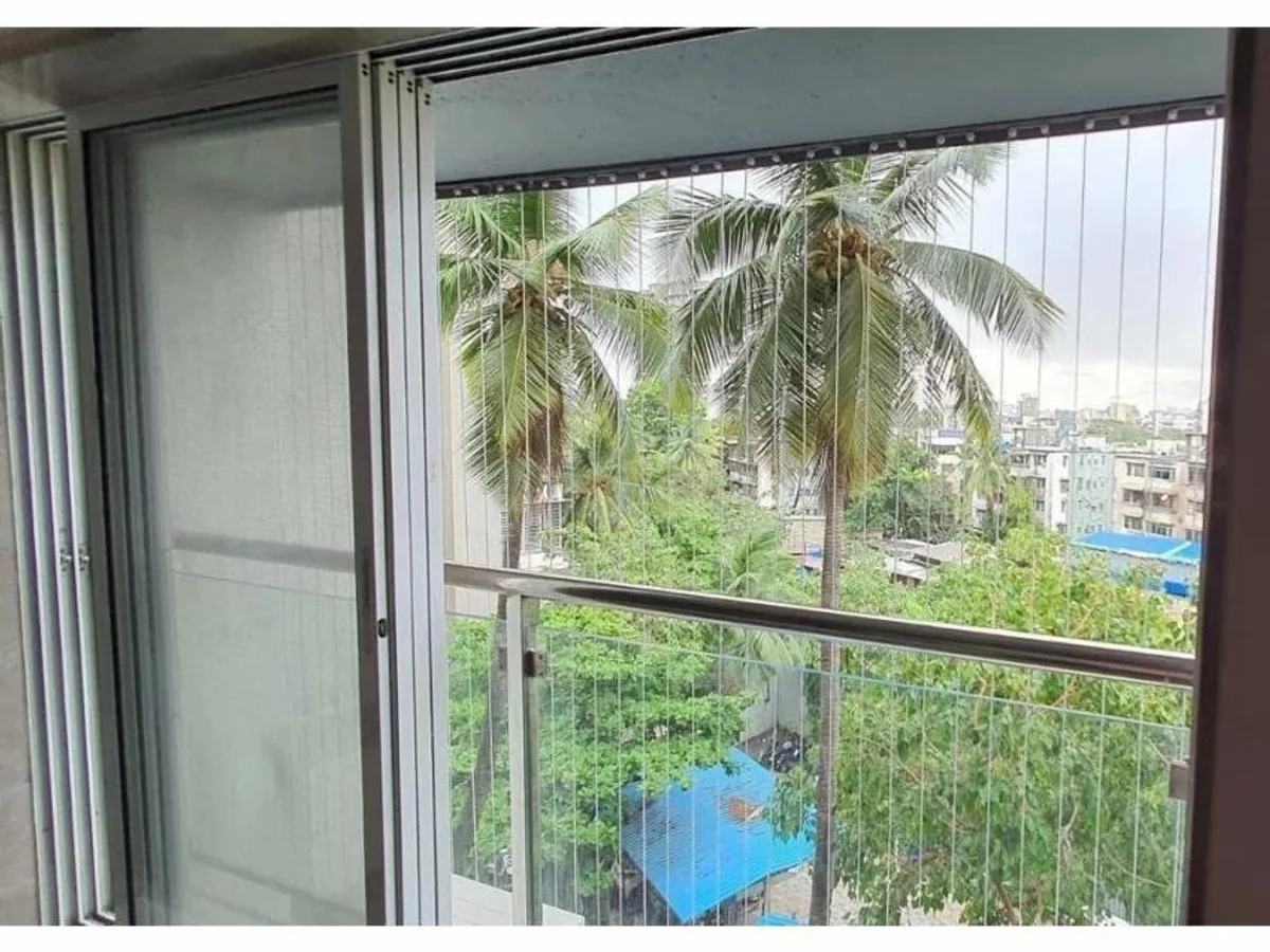 Invisible grills in Bannerghatta Road, Bengaluru